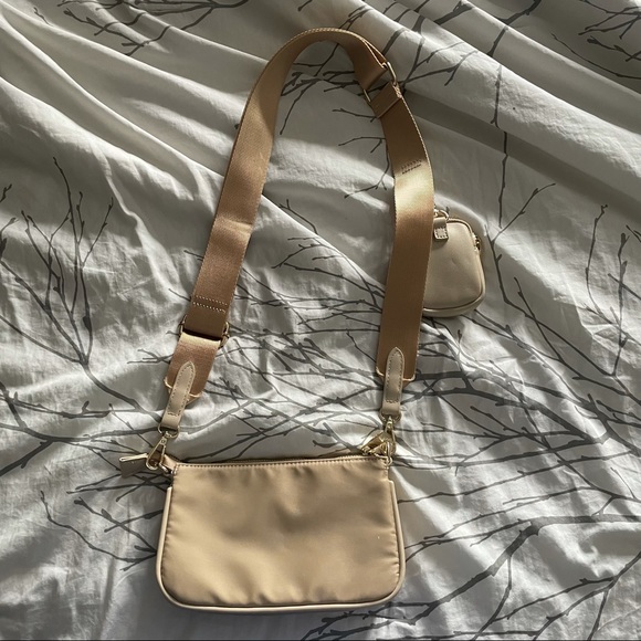 White Fox Purse - Picture 8 of 9